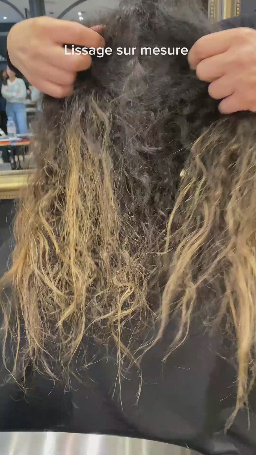 Lissage-indien-sur-mesure-Deby-hair-et-Excellence-PARISLISS.COM